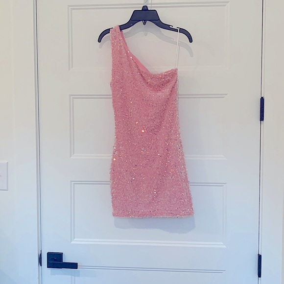 Light pink one shoulder cocktail formal or homecoming dress. Sequin sparkly. - Picture 2 of 2